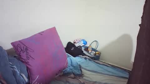 sexy_june20 online show from March 3, 8:37 pm