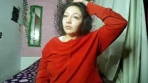 sexy lolas online show from July 24, 4:43 am