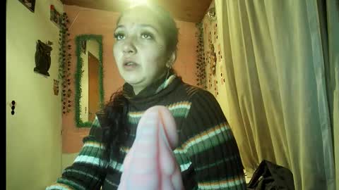 sexy lolas online show from March 2, 2:00 am