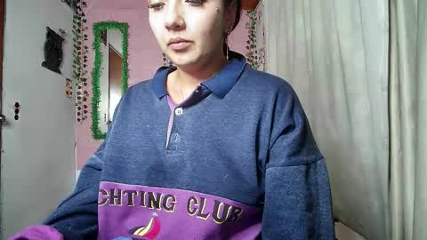 sexy lolas online show from February 15, 7:51 am