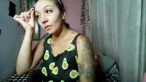 sexy lolas online show from October 10, 2:05 am