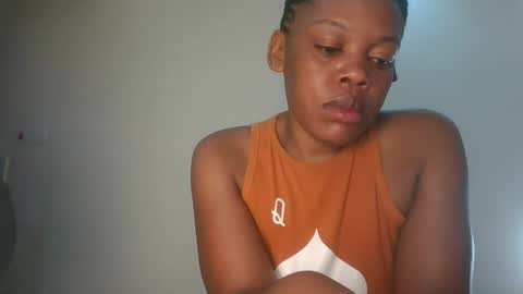 sexy_lyna online show from April 9, 7:03 am