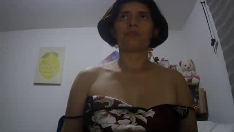 Mary online show from July 24, 1:03 am