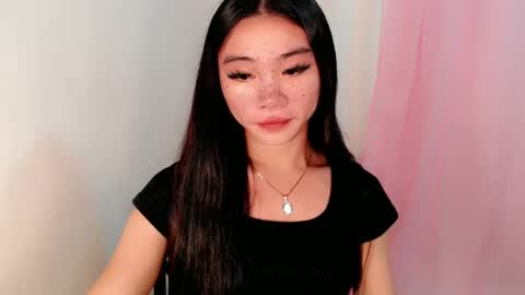Snapshot of sexy_mikaxoxo chatting on February 27, 7:15 pm mika online show from February 27, 7:15 pm