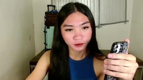 Snapshot of sexy_mikaxoxo chatting on February 8, 4:25 am mika online show from February 8, 4:25 am