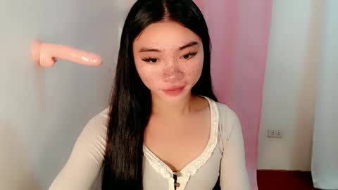 Snapshot of sexy_mikaxoxo chatting on February 17, 7:14 am mika online show from February 17, 7:14 am