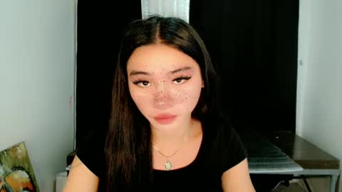 Snapshot of sexy_mikaxoxo chatting on March 2, 9:43 am mika online show from March 2, 9:43 am