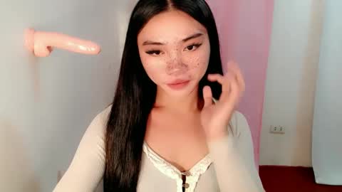 Snapshot of sexy_mikaxoxo chatting on February 16, 9:37 am mika online show from February 16, 9:37 am