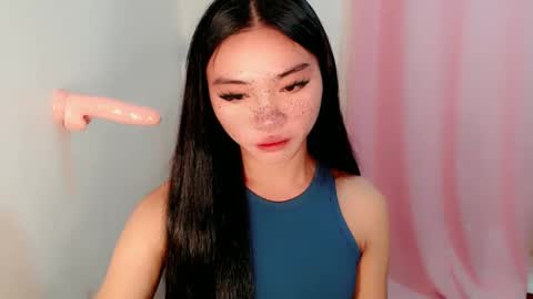 Snapshot of sexy_mikaxoxo chatting on February 15, 2:33 pm mika online show from February 15, 2:33 pm