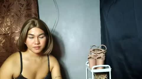 ronna online show from July 26, 11:18 am