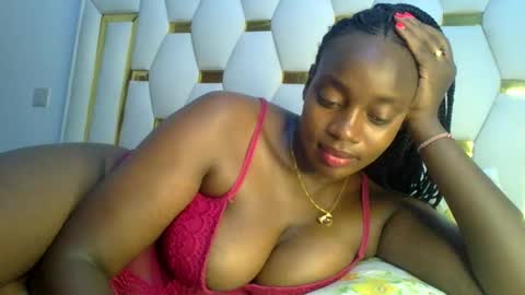 laura online show from February 22, 7:43 pm