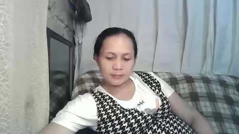 sexy_zapphire2024 online show from December 2, 9:32 am