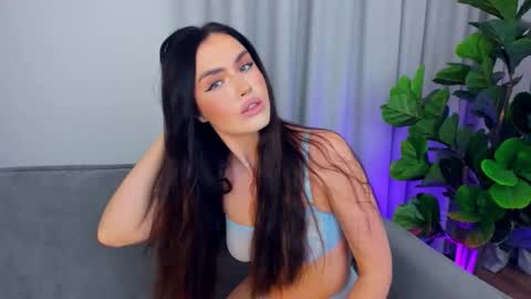 Lou online show from October 5, 9:09 pm