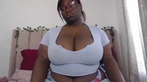 Angie online show from May 11, 8:05 am
