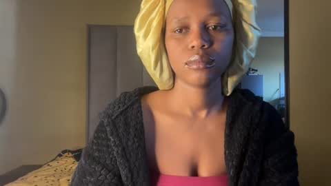 sexyasszeeee online show from June 15, 11:10 am