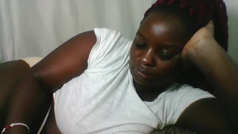 Snapshot of sexyblackgal10 chatting on September 28, 1:27 pm sexyblackgal10 online show from September 28, 1:27 pm