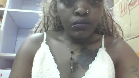 sexydee101436 online show from June 23, 1:09 pm