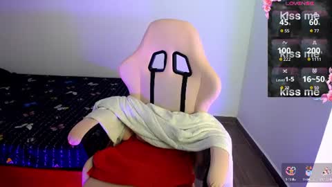 sexydiabliita online show from June 26, 11:55 am