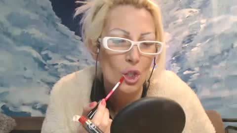 ENI pvt moan your name  WHEN I M NOT online you tell me in SNAPCHAT deal yes add me...  FREE TWITTER magiconline101...... online show from February 20, 2:51 am