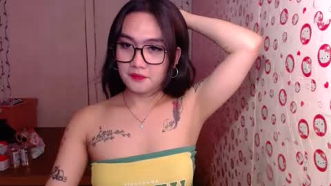 Fiona online show from April 30, 8:03 pm