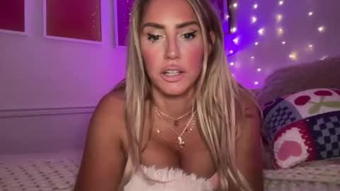 Ashley Love online show from March 29, 7:40 am