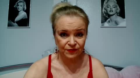 Jenny online show from February 16, 8:11 pm