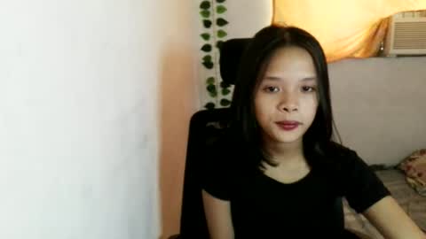sexyladymich19 online show from June 14, 6:03 am