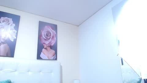 sexylatinssx online show from September 26, 10:51 pm