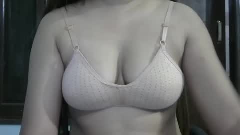 Snapshot of sexylavanya143 chatting on September 16, 11:24 pm sexy lavanya online show from September 16, 11:24 pm