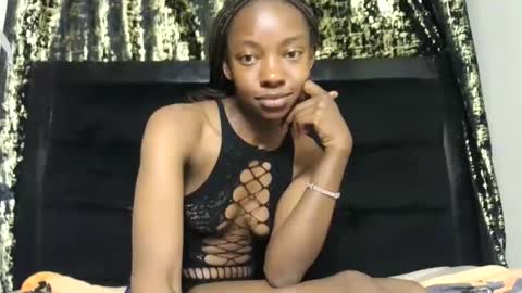 nanaa online show from December 20, 3:27 pm