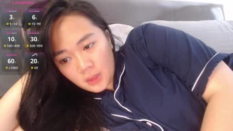 sexypenguin13 online show from March 5, 8:32 am