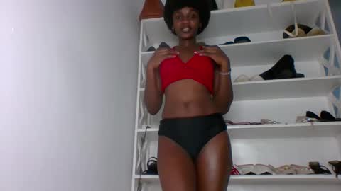 sexypetite02 online show from January 11, 8:47 pm