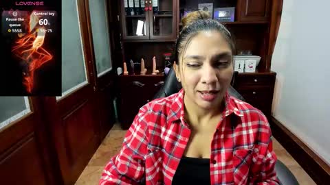 R A C H E L online show from November 22, 12:08 pm