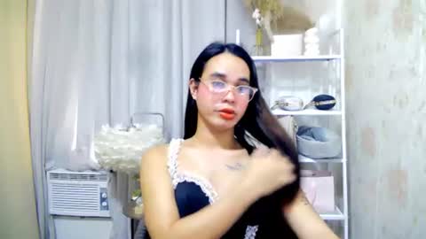 sexytrixie11 online show from June 21, 7:23 am