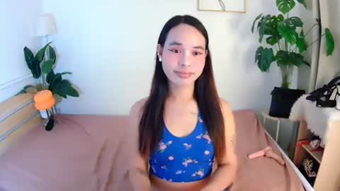 sexytrixie11 online show from July 9, 3:47 pm