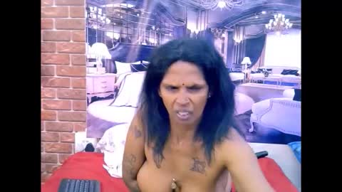 sexyva4u2luv online show from March 22, 8:42 am