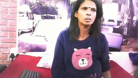 sexyva4u2luv online show from November 17, 6:30 pm