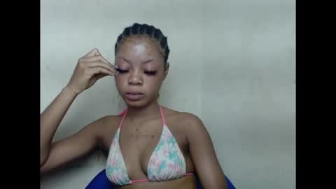 sexyxpeach online show from September 12, 12:55 am