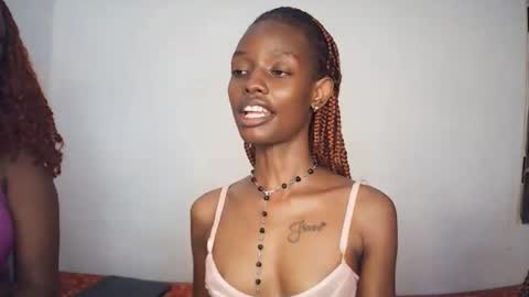 sexyzuriel online show from February 24, 10:08 pm