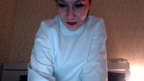 Snapshot of shakeit_good chatting on February 5, 8:21 am Mila online show from February 5, 8:21 am