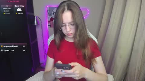 Vivian online show from September 27, 5:09 pm