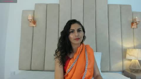 Shanily online show from May 30, 7:21 pm