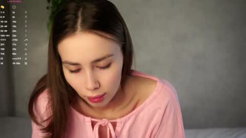 Emmy online show from March 3, 1:33 am