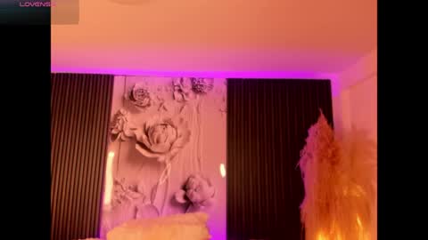 ShaniaDaniels online show from March 29, 10:20 pm