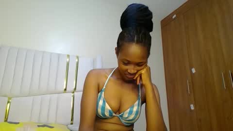 shanizz online show from February 14, 6:08 pm