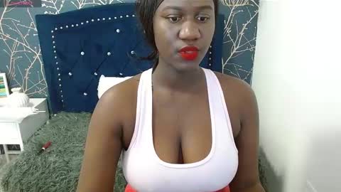 Snapshot of shanntall_tk chatting on February 18, 12:06 pm shanntall_tk online show from February 18, 12:06 pm