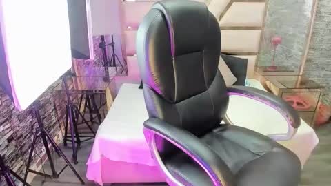 Shara Oz online show from February 25, 5:06 am