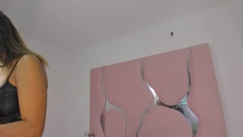 Sharith online show from March 17, 8:46 pm