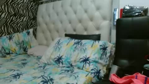 sharlot03 online show from February 21, 10:17 am