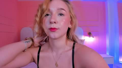 Shantall online show from May 12, 5:37 am